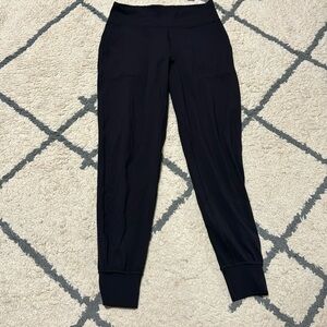 Black lululemon align joggers   Size 8